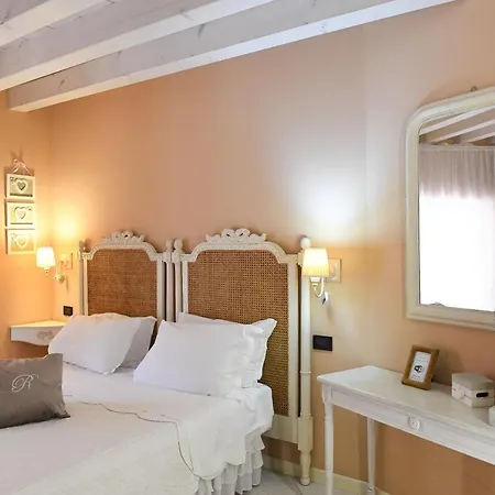 Corte Ristori Guest house *
